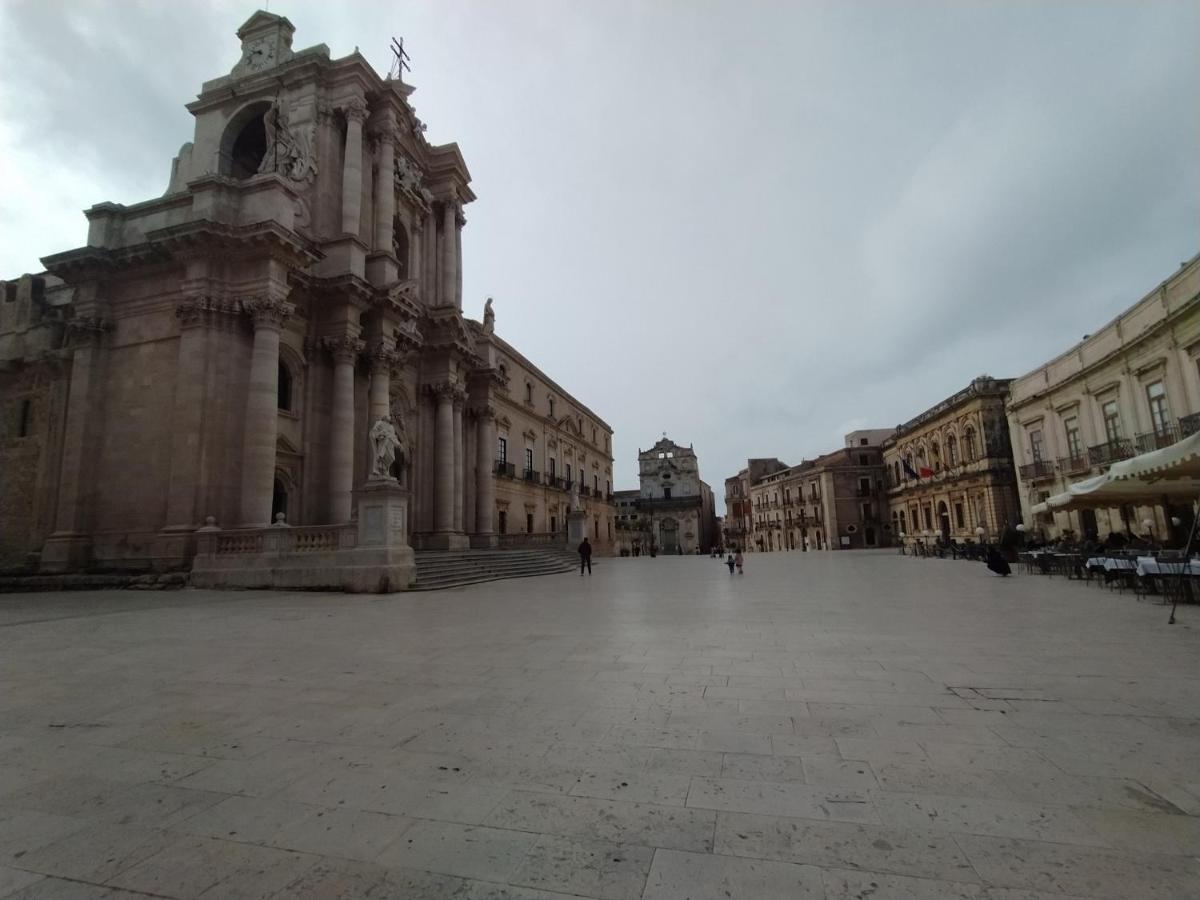 Krokos Ortigia 锡拉库扎 外观 照片